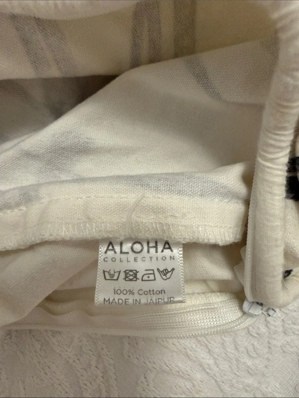 Aloha Hale- Aloha Collection/Samudra pillow case